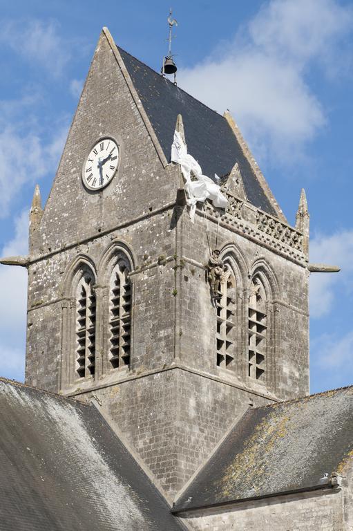 ホテル ロジ ル サント メール Sainte-Mère-Église エクステリア 写真